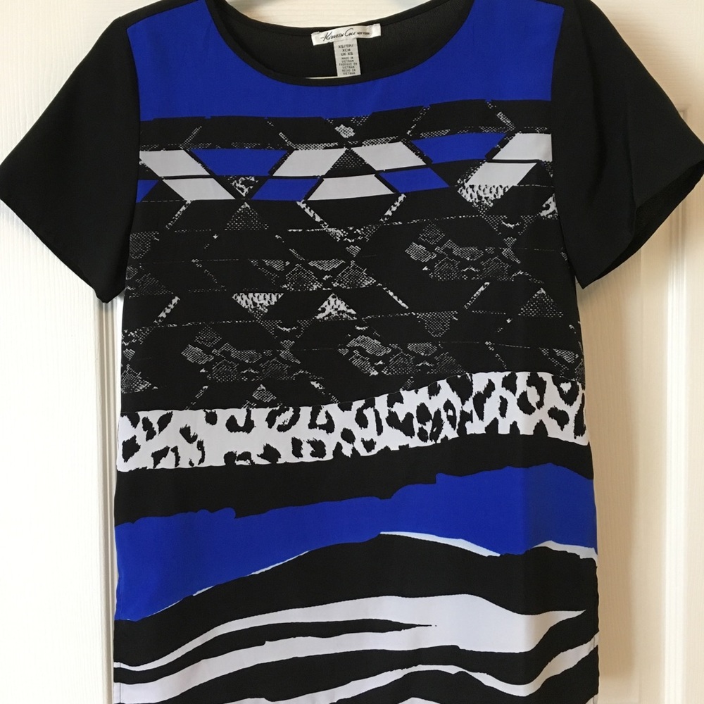 Kenneth Cole Short Sleeve Blouse